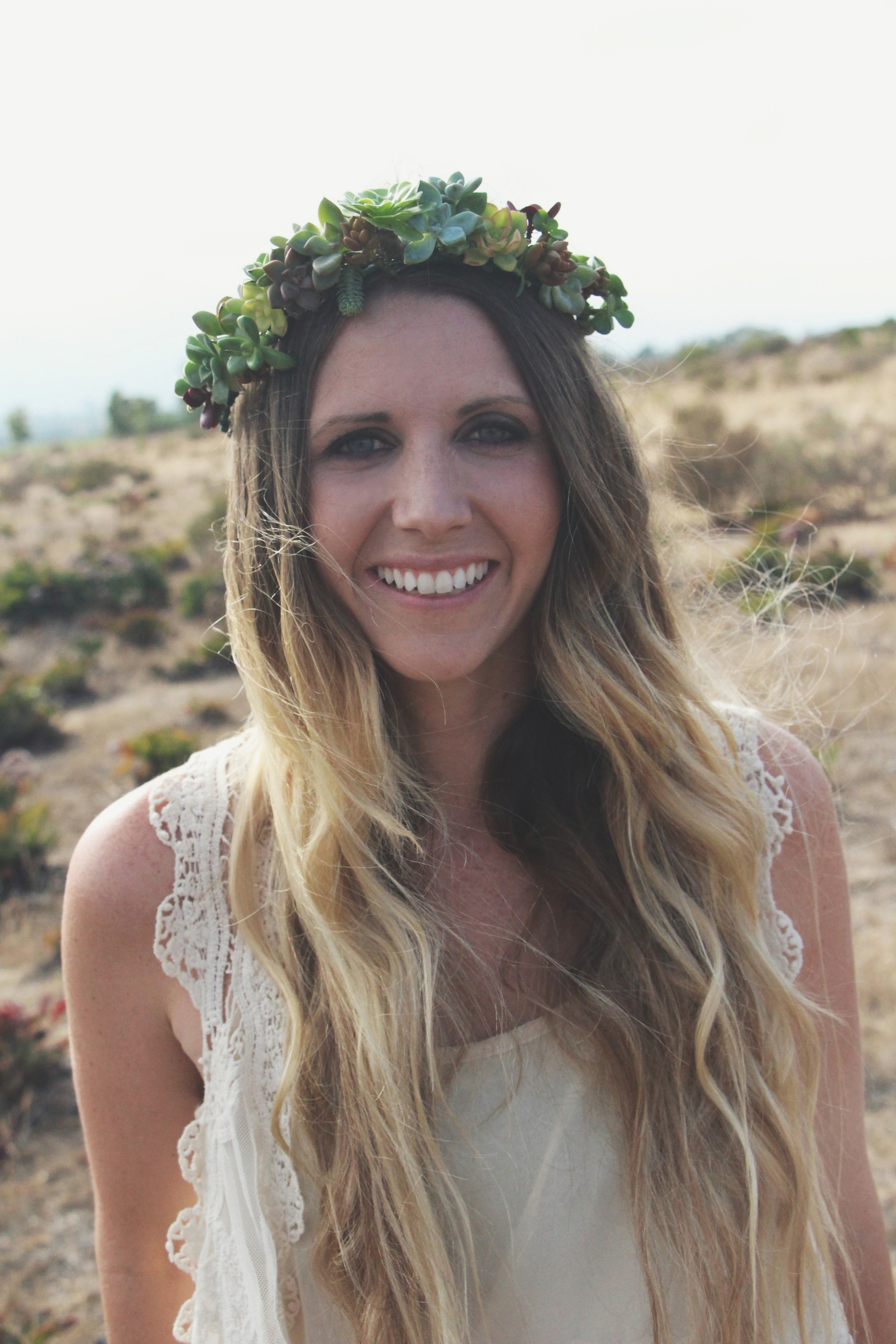 diy succulent crown via needles + leaves